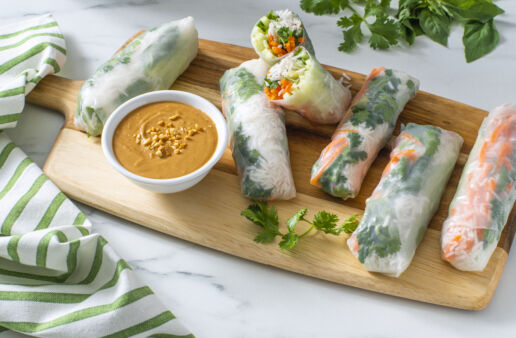 vietnamese-fresh-spring-rolls-with-basmati-rice-and-peanut-sauce