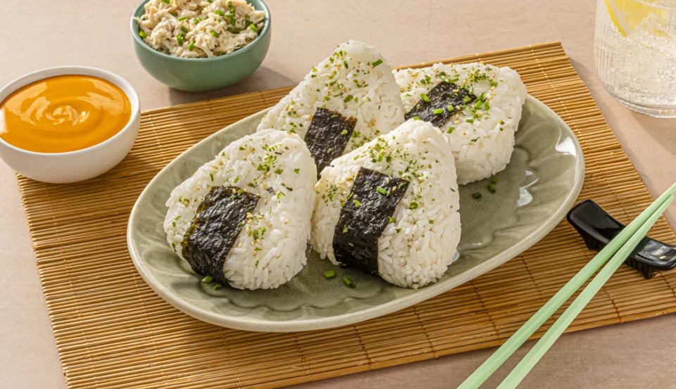 tuna onigiri
